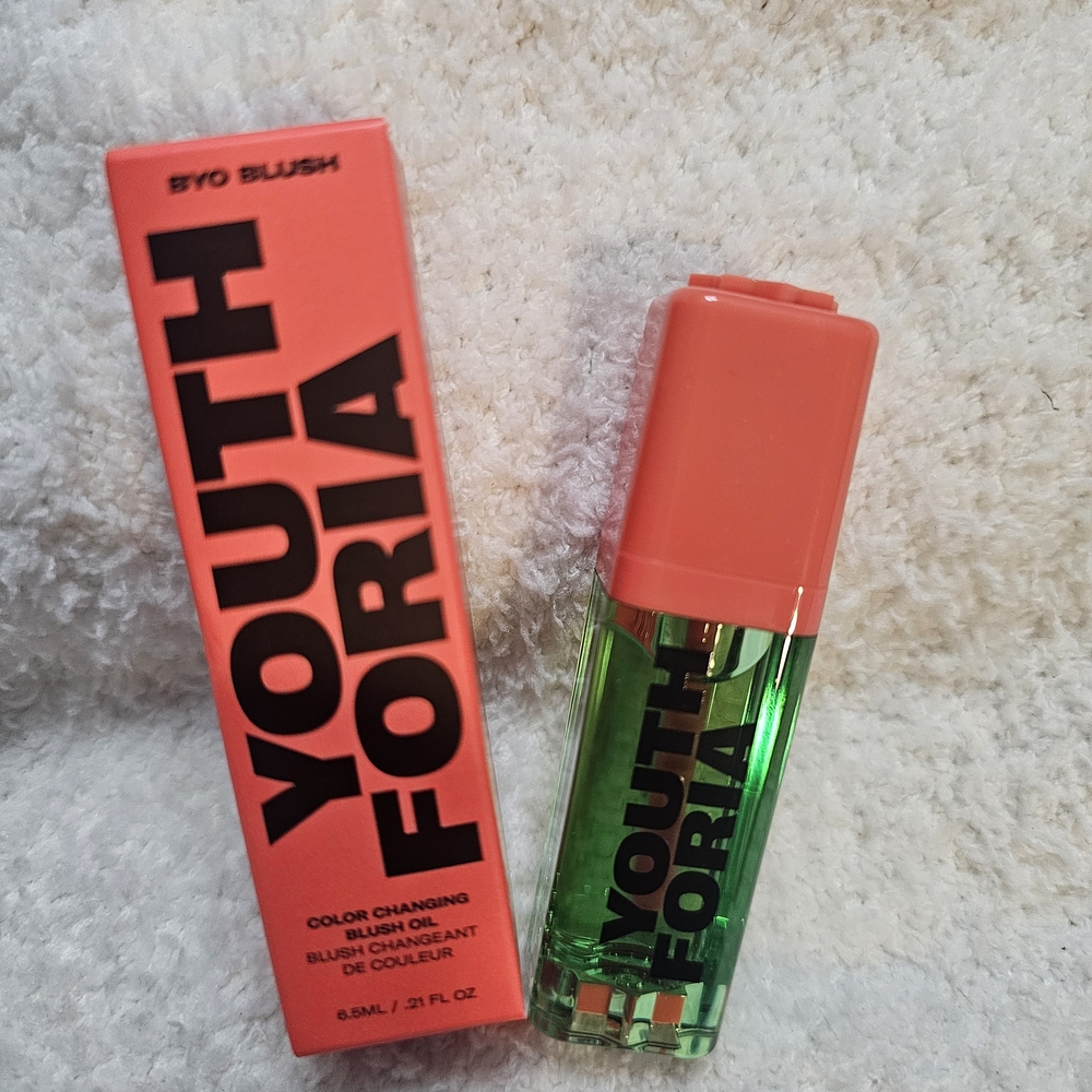 Youthforia BYO Blush Color Changing Blush Oil